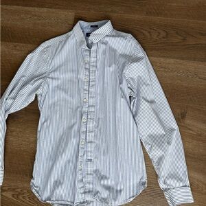 American Eagle Outfitters Men's White and Blue Striped Shirt
